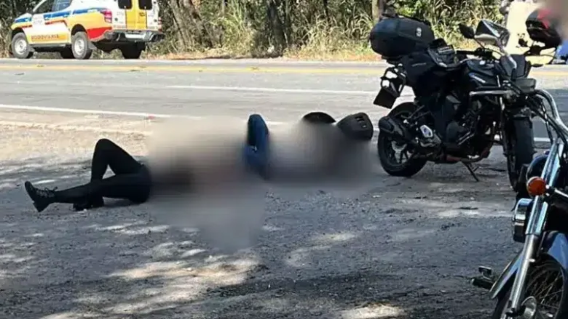 Acidente Entre Motos na MG 050 Deixa Três Feridos em São José dos Salgados.