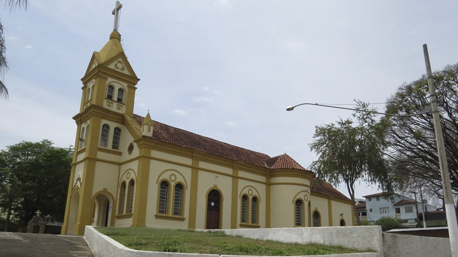 Festa de Santo Antônio em Ermida Abre Espaço para Artistas da Região.