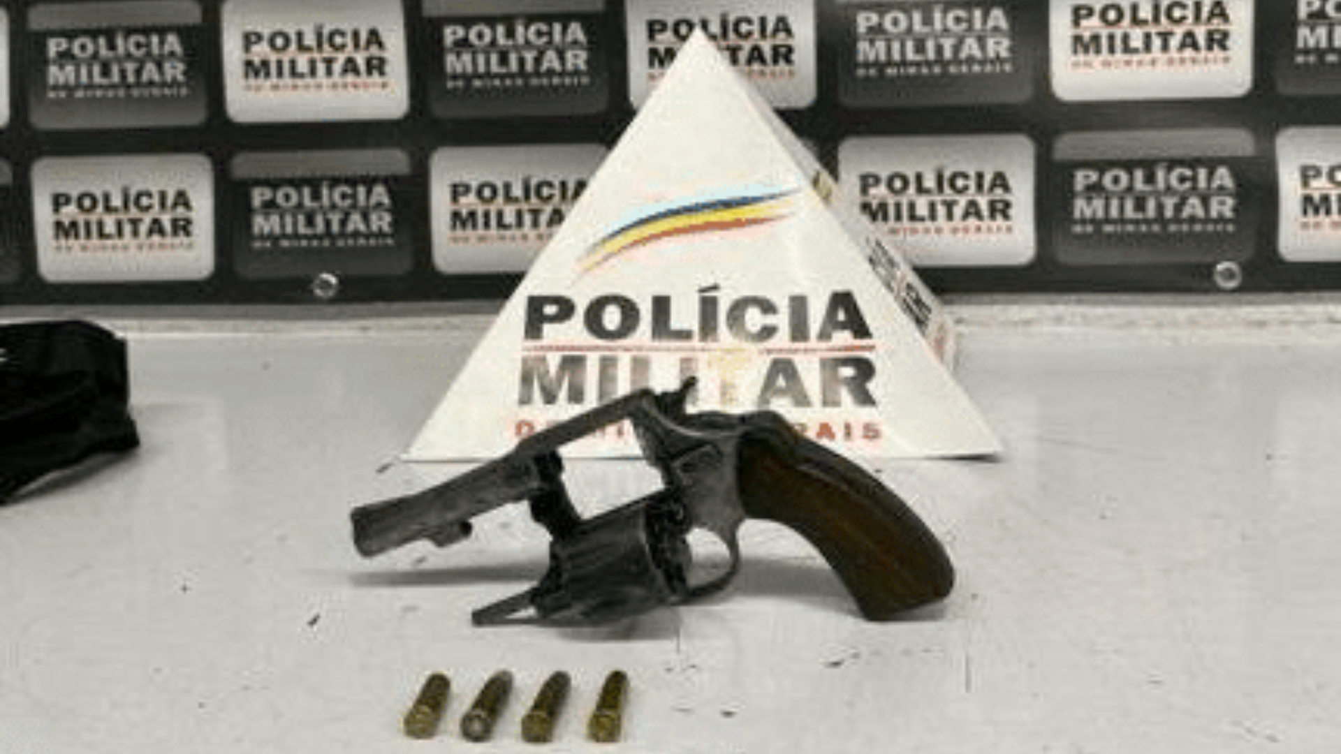 Polícia Militar Prende Suspeito de Roubo a Motorista de Aplicativo em Divinópolis.